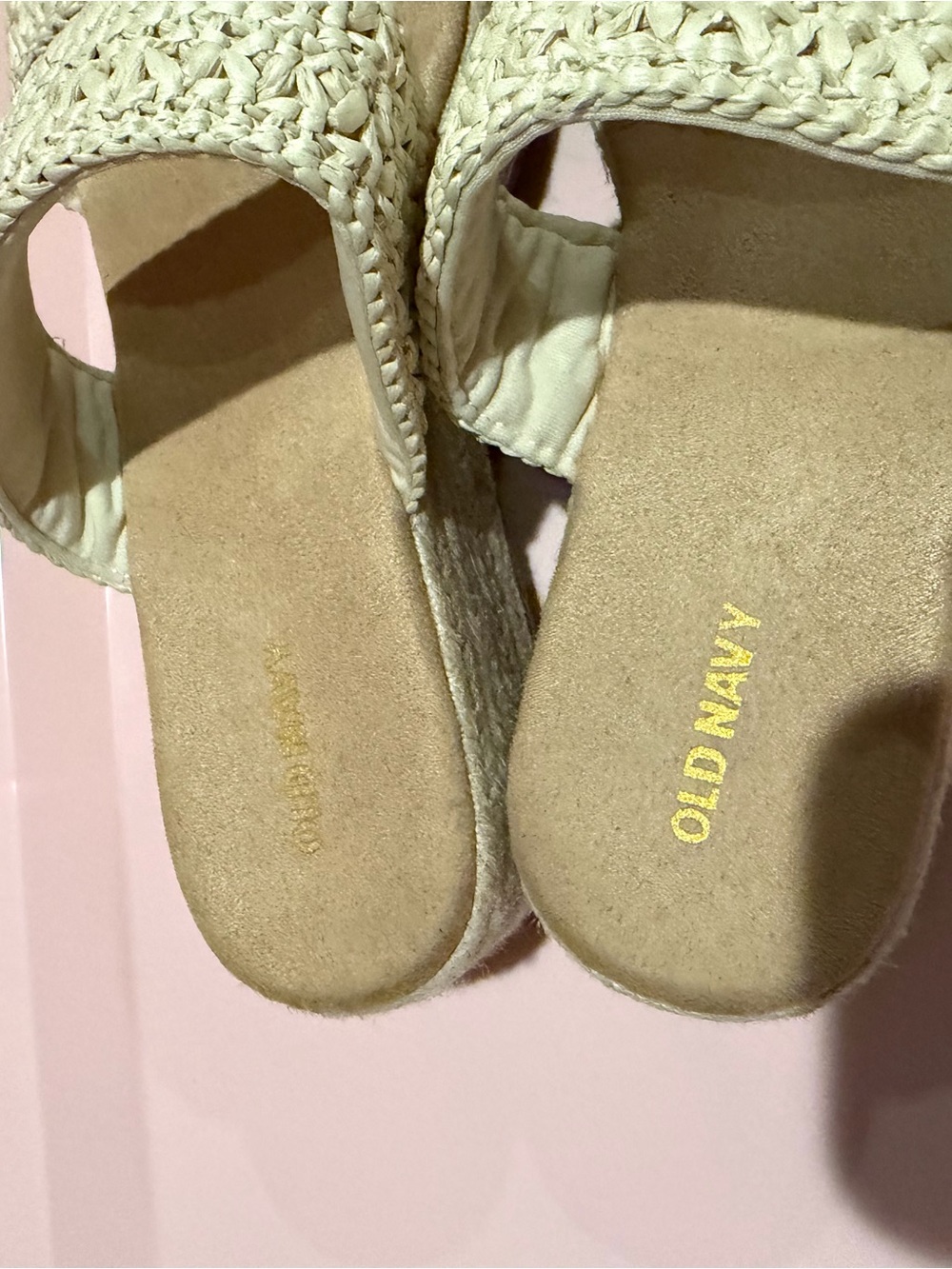 Old Navy Woven Double-Strap Platform Sandal in Cream size 8 - Picture 3 of 6
